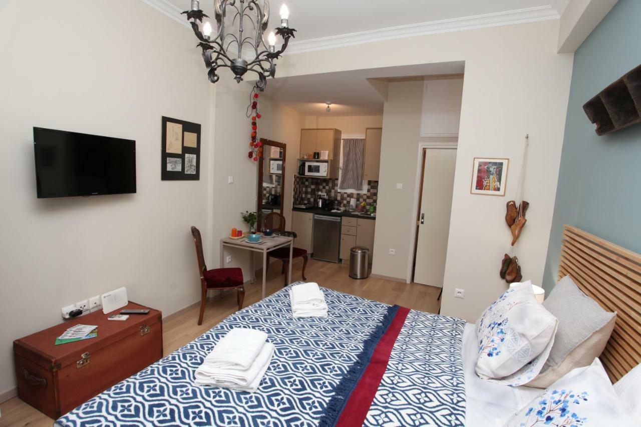 Stylish Studio Below The Acropolis เอเธนส์ ภายนอก รูปภาพ