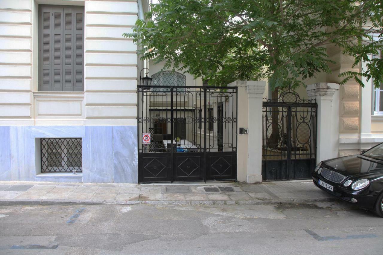 Stylish Studio Below The Acropolis เอเธนส์ ภายนอก รูปภาพ