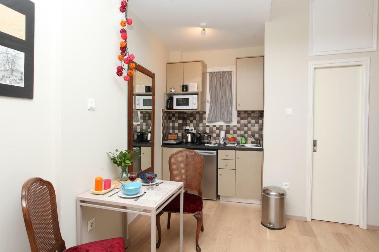 Stylish Studio Below The Acropolis เอเธนส์ ภายนอก รูปภาพ